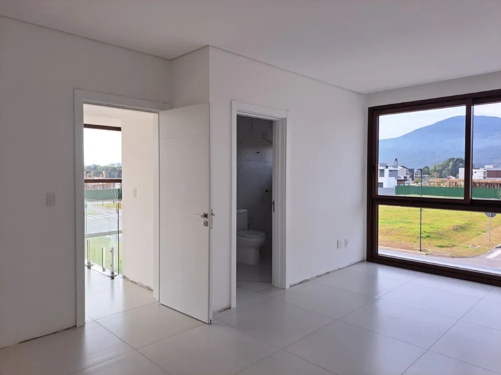 Casa 3 quartos para venda no bairro Perequê em Porto Belo