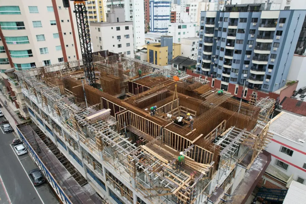 Apartamento 3 quartos para venda no bairro Centro em Balneário Camboriú