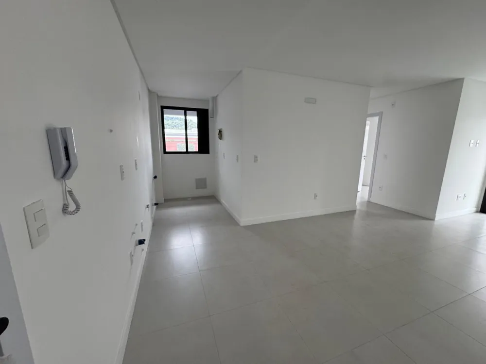 Apartamento 2 quartos para venda no bairro Estados em Balneário Camboriú