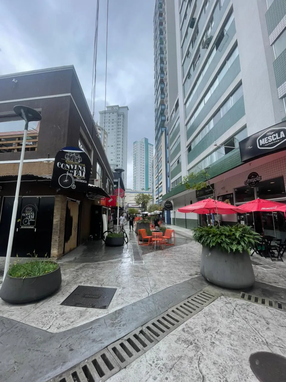 Sala comercial para venda no bairro Centro em Balneário Camboriú