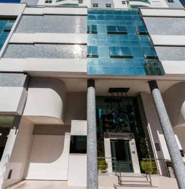 Apartamento 3 quartos para venda no bairro Centro em Balneário Camboriú