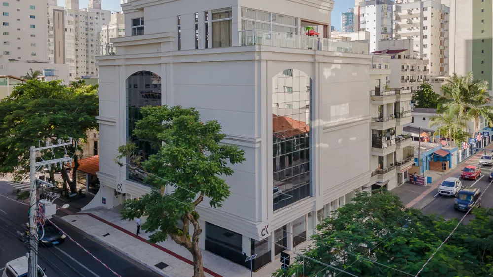 Apto Diferenciado 3 quartos para venda no bairro Centro em Balneário Camboriú