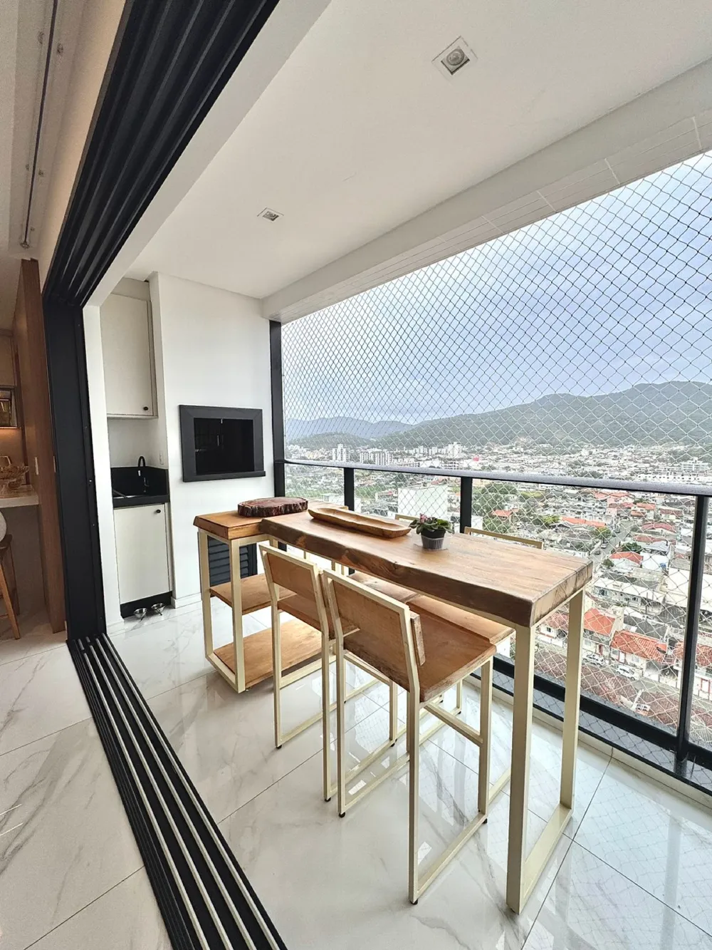 Apartamento 3 quartos para venda no bairro Centro em Camboriú