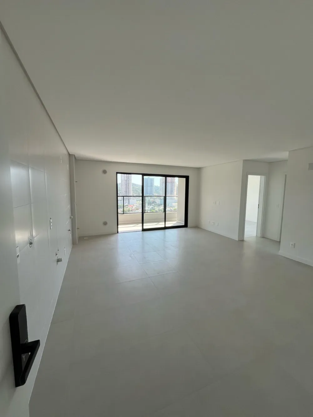 Apartamento 2 quartos para venda no bairro Praia Brava em Itajaí