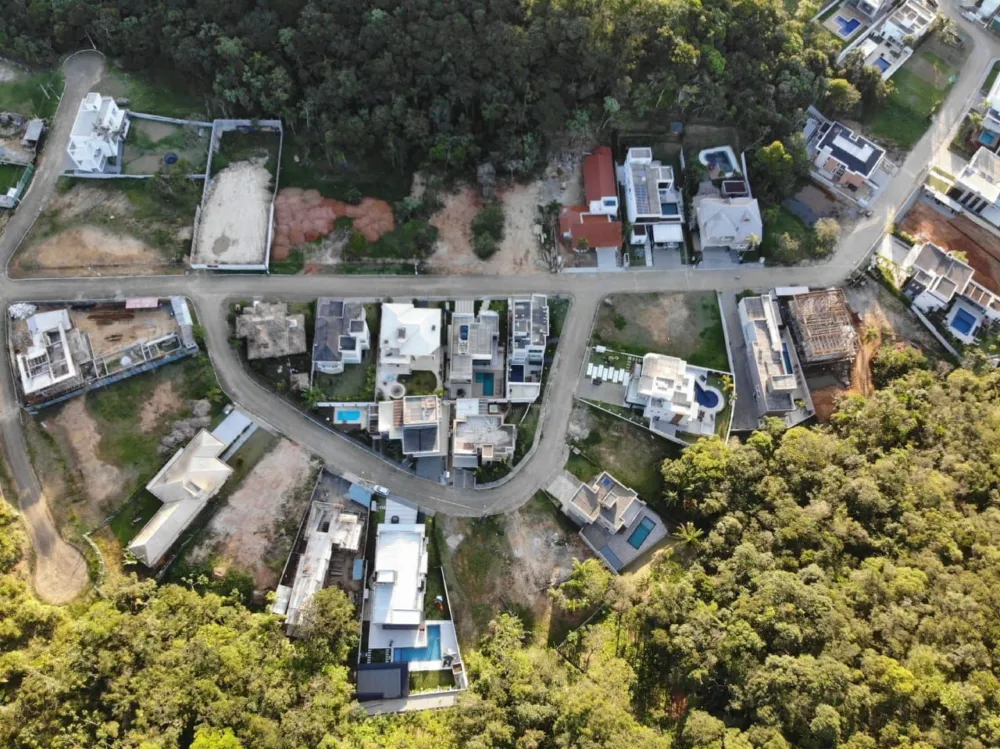 Casa 4 quartos para venda no bairro Ariribá em Balneário Camboriú