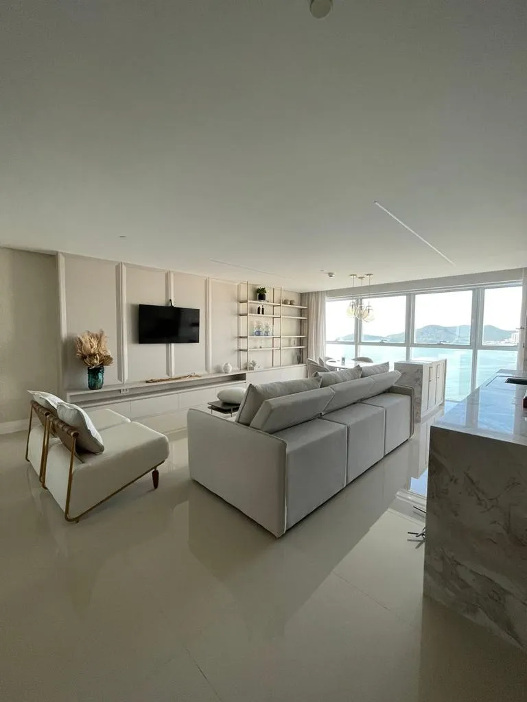 Apartamento 3 quartos para venda no bairro Pioneiros em Balneário Camboriú