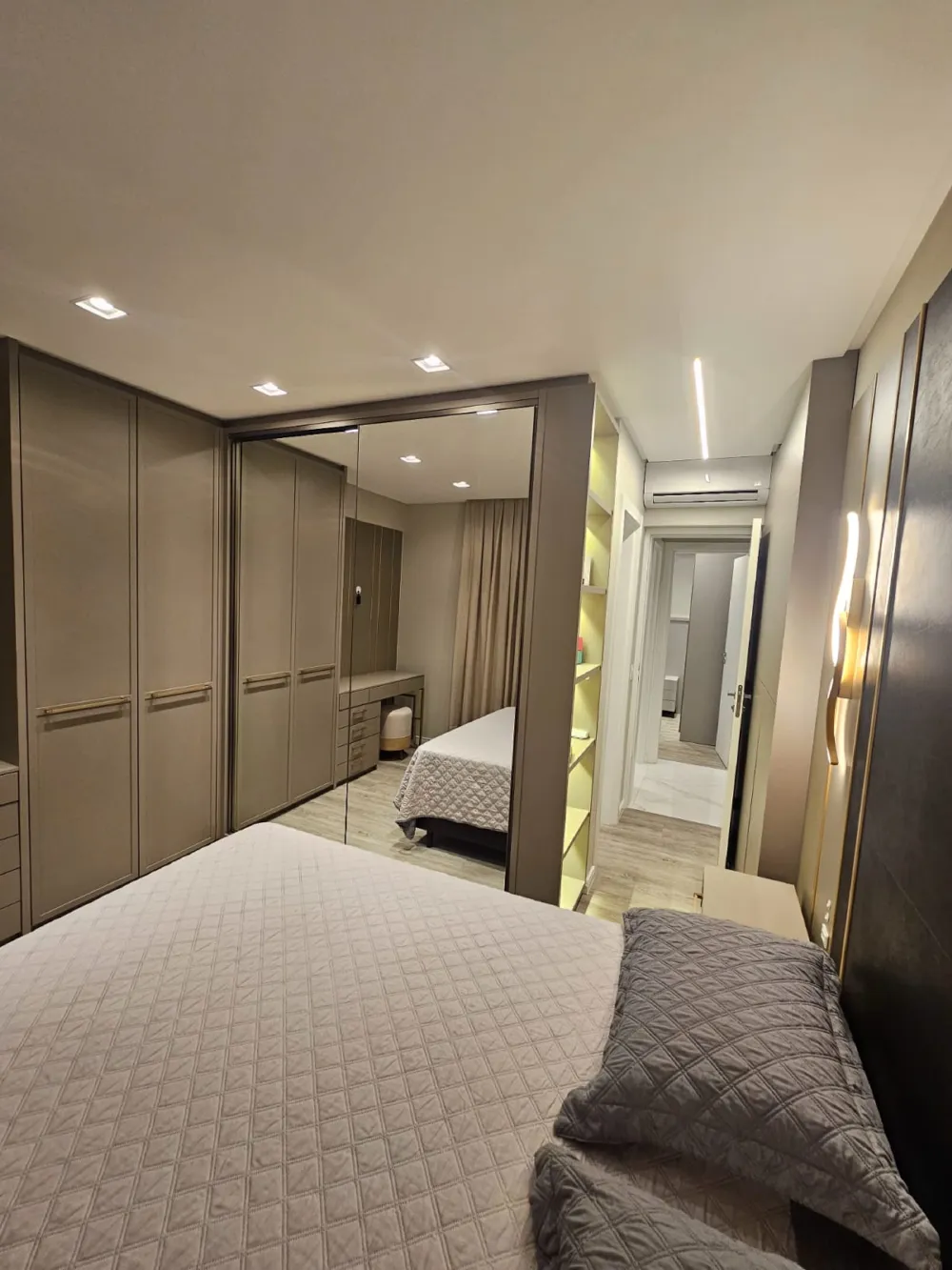 Apartamento 2 quartos para venda no bairro Centro em Camboriú