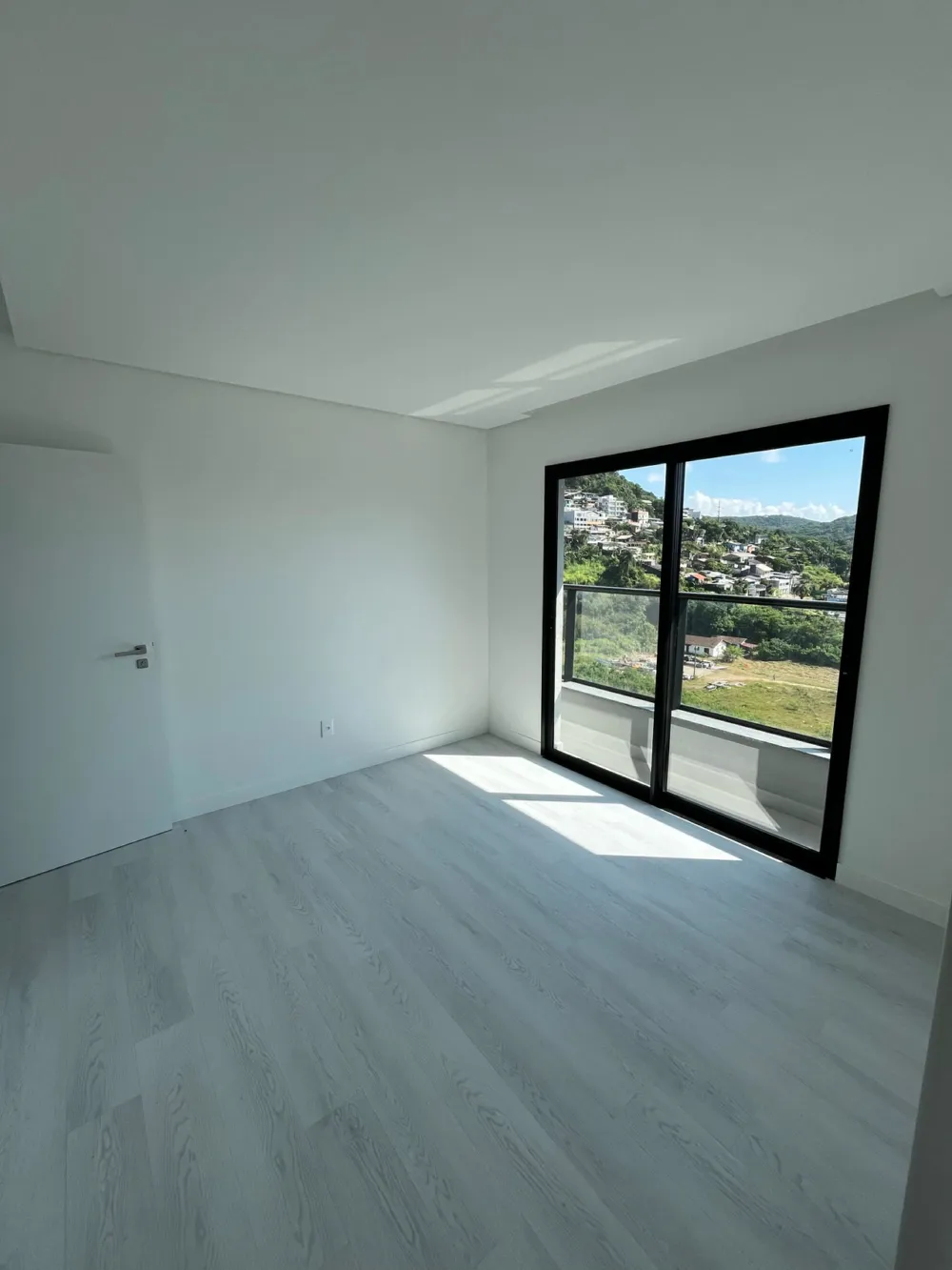Apartamento 2 quartos para venda no bairro Praia Brava em Itajaí