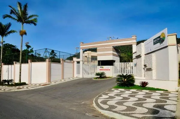 Terreno para venda no bairro Barra em Balneário Camboriú