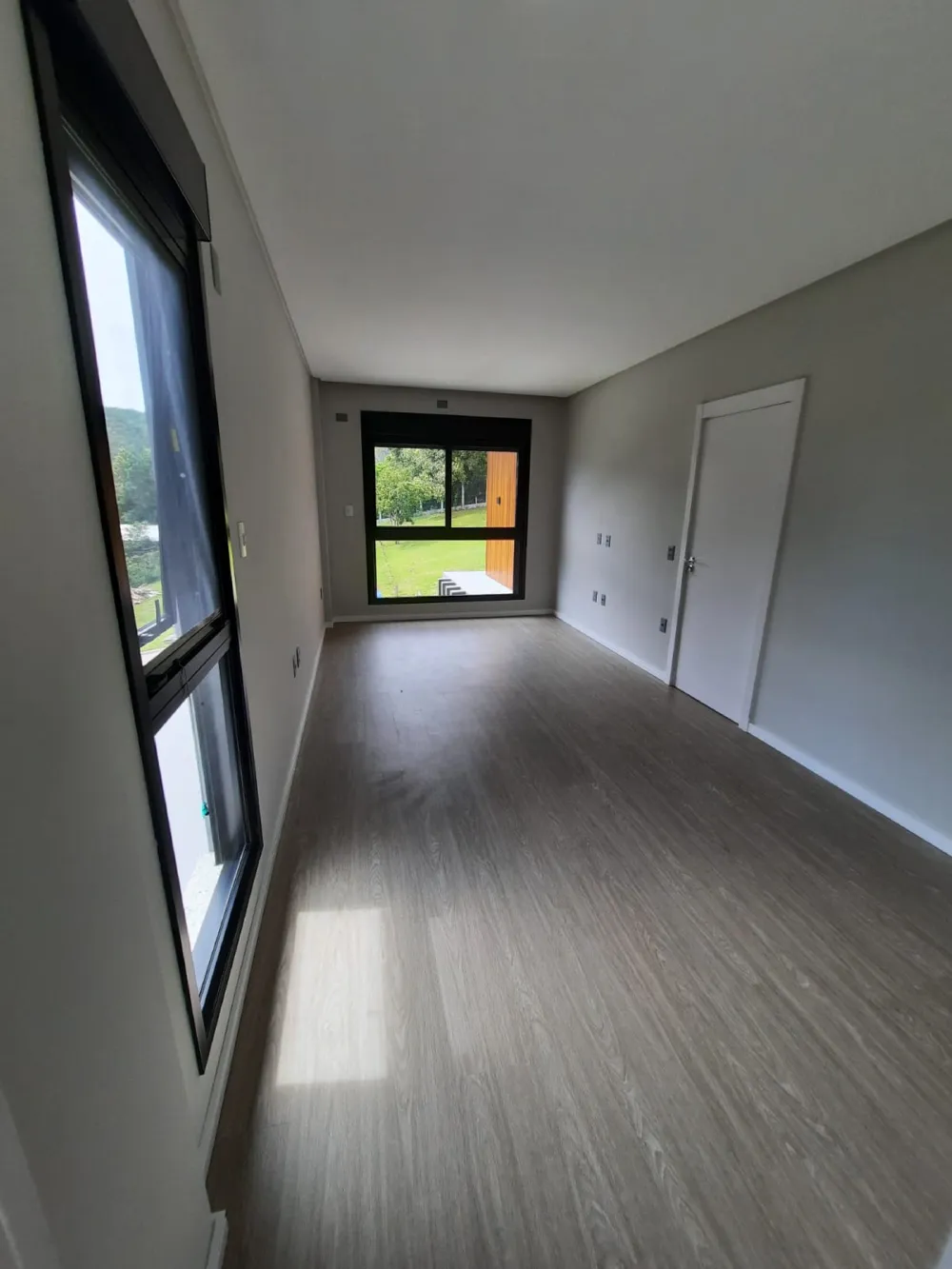 Casa 3 quartos para venda no bairro Taquaras em Balneário Camboriú