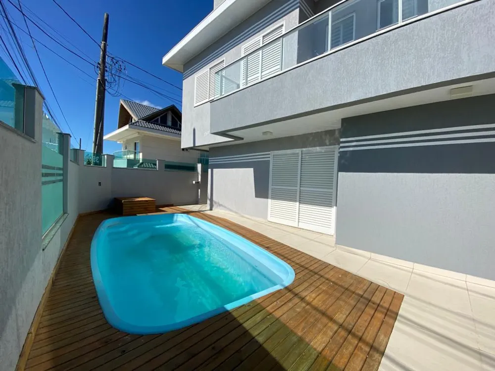 Casa 7 quartos para venda no bairro Meia Praia em Navegantes