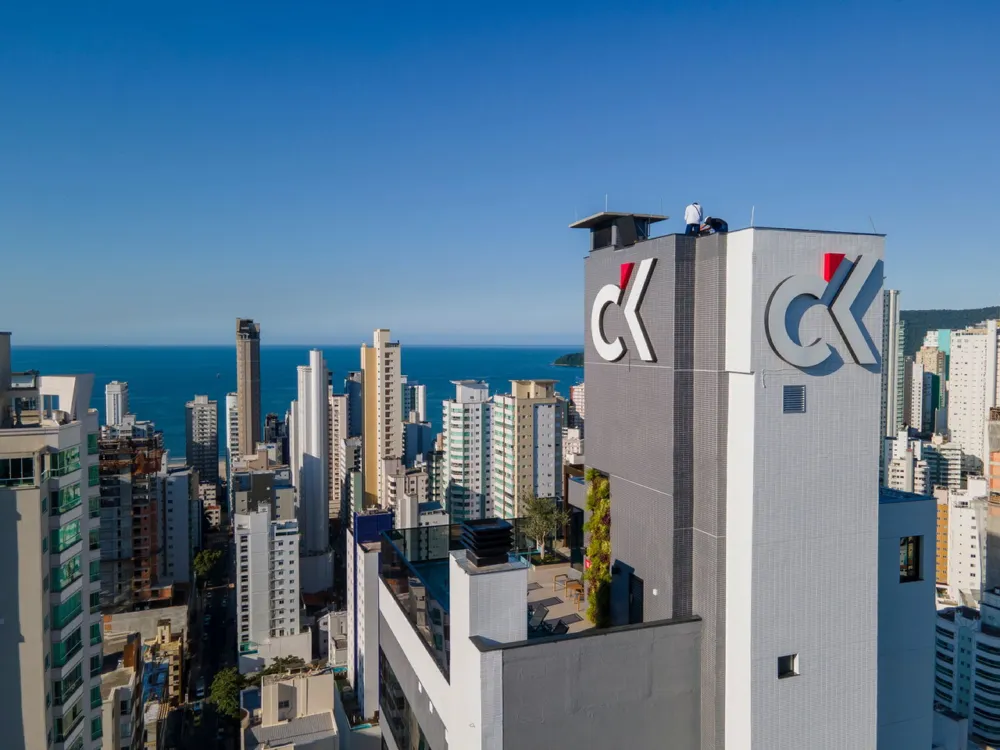 Sala comercial para venda no bairro Centro em Balneário Camboriú