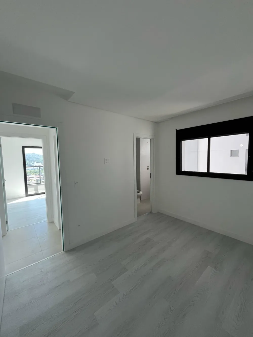 Apartamento 2 quartos para venda no bairro Praia Brava em Itajaí
