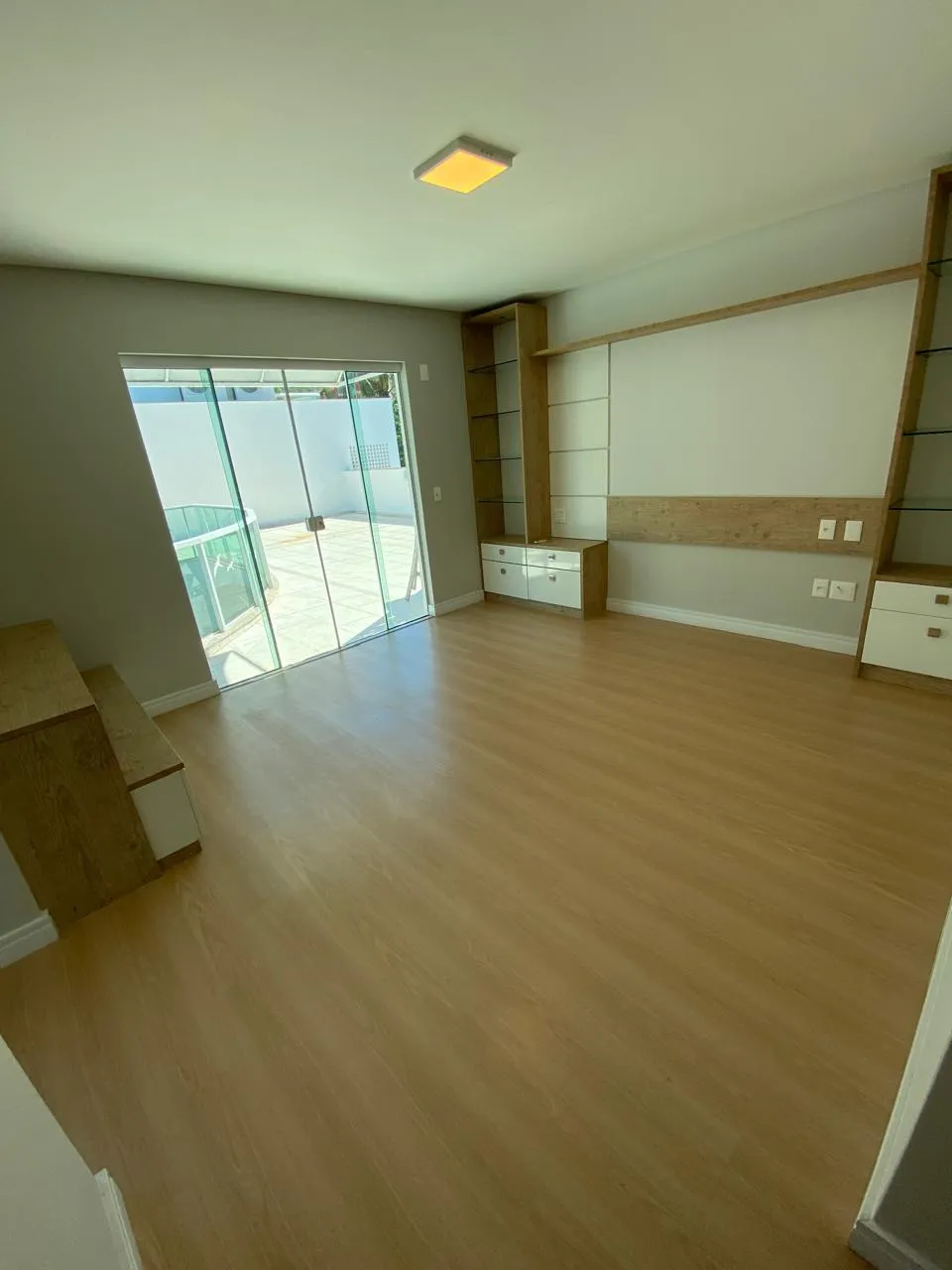 Casa 6 quartos para venda no bairro Estados em Balneário Camboriú