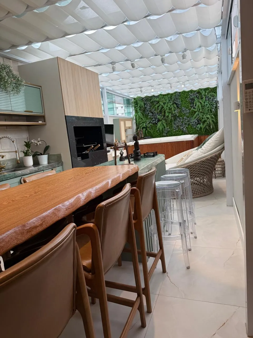 Apartamento 3 quartos para venda no bairro Centro em Balneário Camboriú