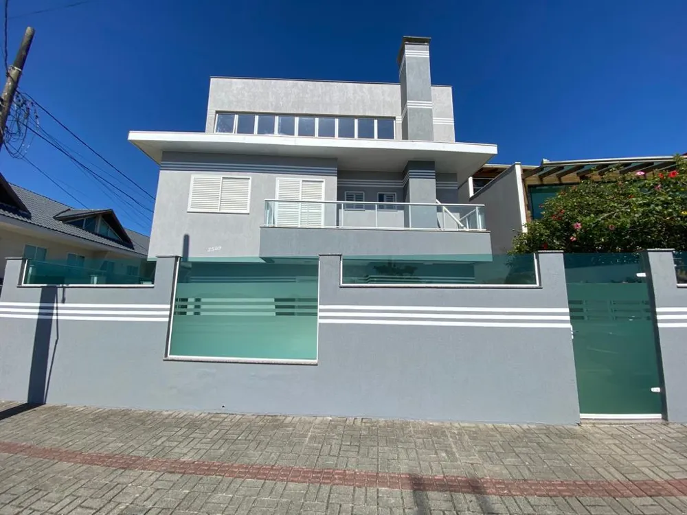 Casa 7 quartos para venda no bairro Meia Praia em Navegantes