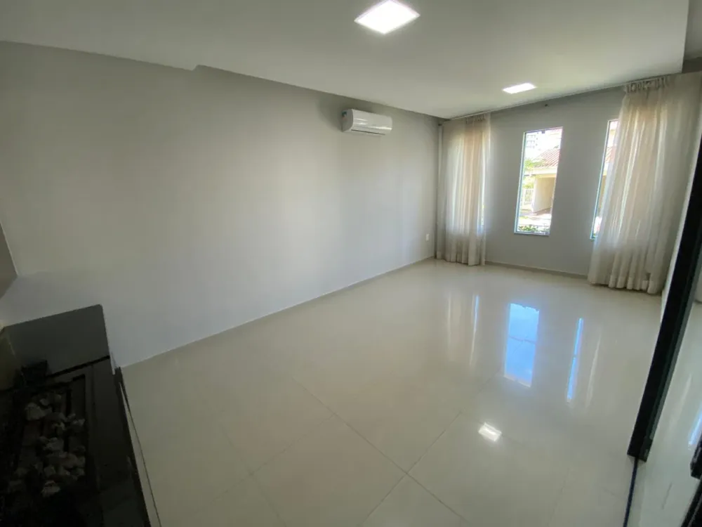 Casa 6 quartos para venda no bairro Estados em Balneário Camboriú