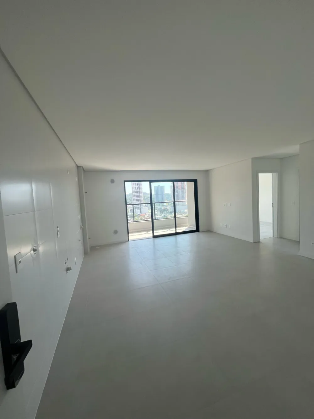 Apartamento 2 quartos para venda no bairro Praia Brava em Itajaí