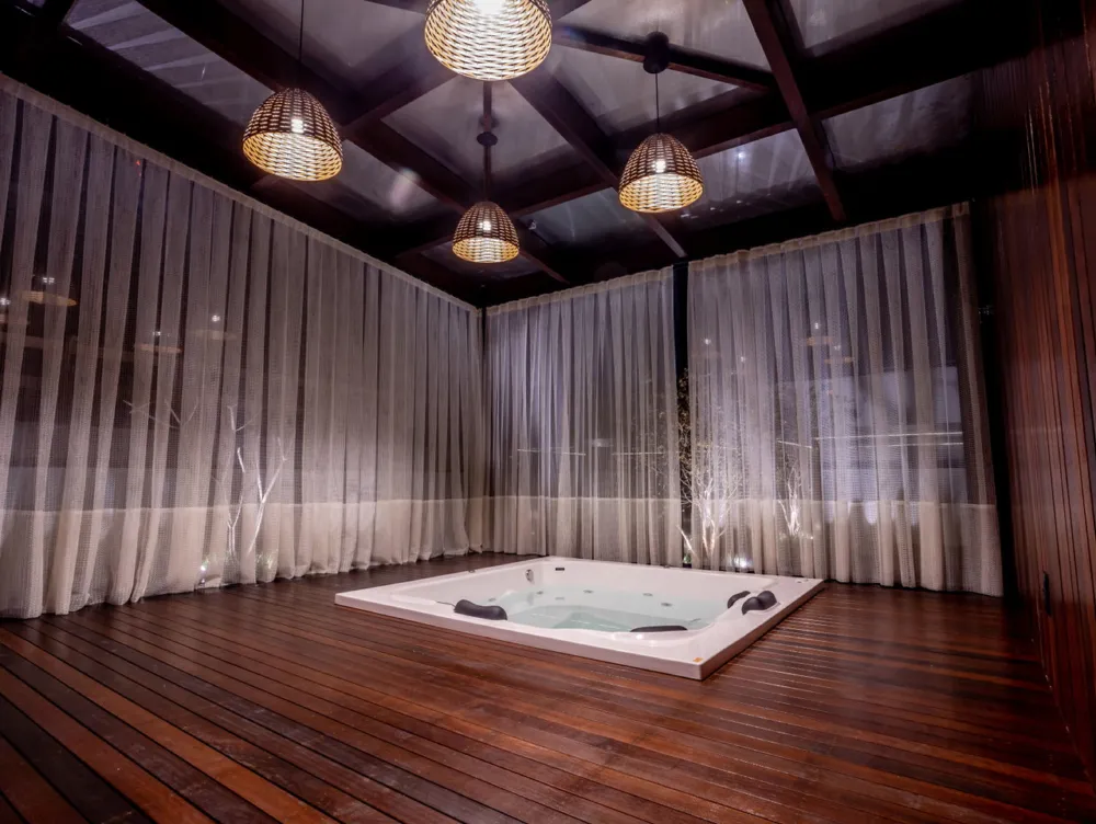 Sala comercial para venda no bairro Centro em Balneário Camboriú
