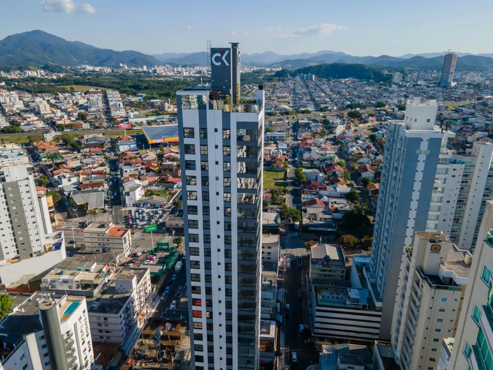 Sala comercial para venda no bairro Centro em Balneário Camboriú