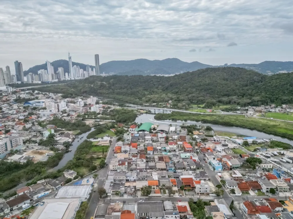 Apartamento para venda no bairro Jardim Iate Clube em Balneário Camboriú