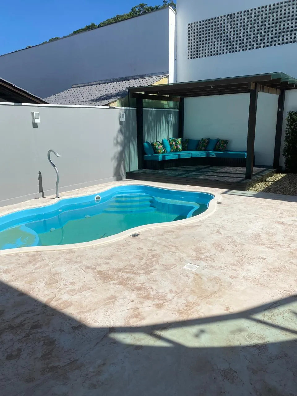 Casa 6 quartos para venda no bairro Estados em Balneário Camboriú