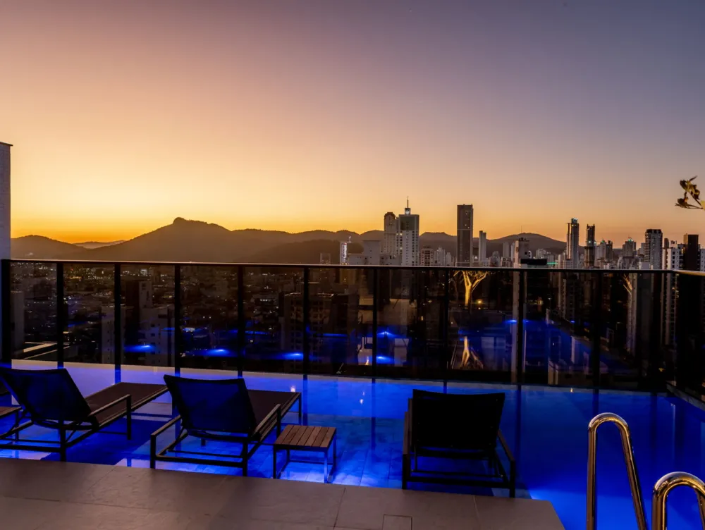 Sala comercial para venda no bairro Centro em Balneário Camboriú