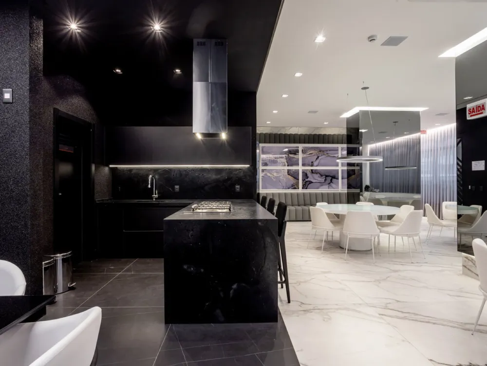 Sala comercial para venda no bairro Centro em Balneário Camboriú