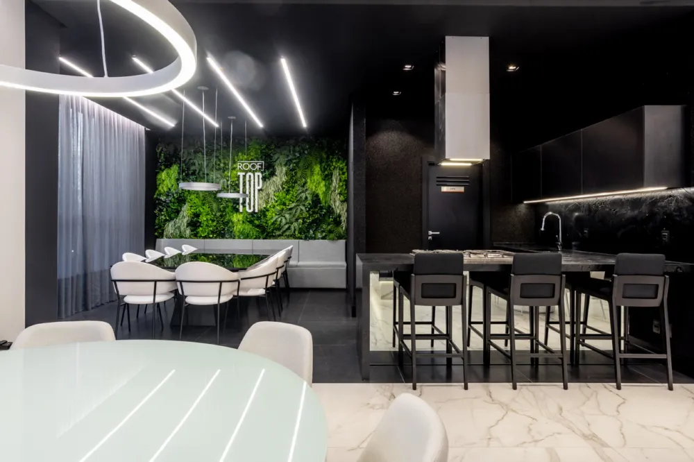 Sala comercial para venda no bairro Centro em Balneário Camboriú