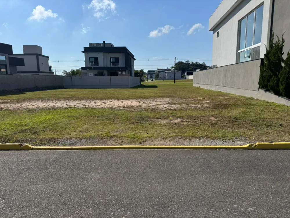 Terreno para venda no bairro Santa Regina em Camboriú
