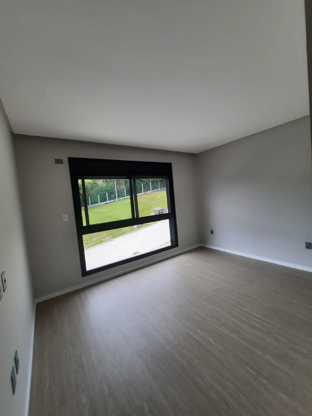 Casa 3 quartos para venda no bairro Taquaras em Balneário Camboriú