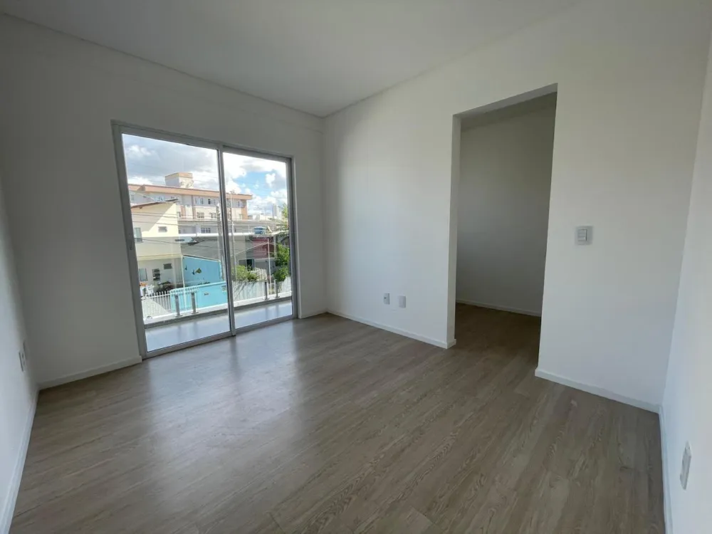 Casa 3 quartos para venda no bairro São João em Itajaí