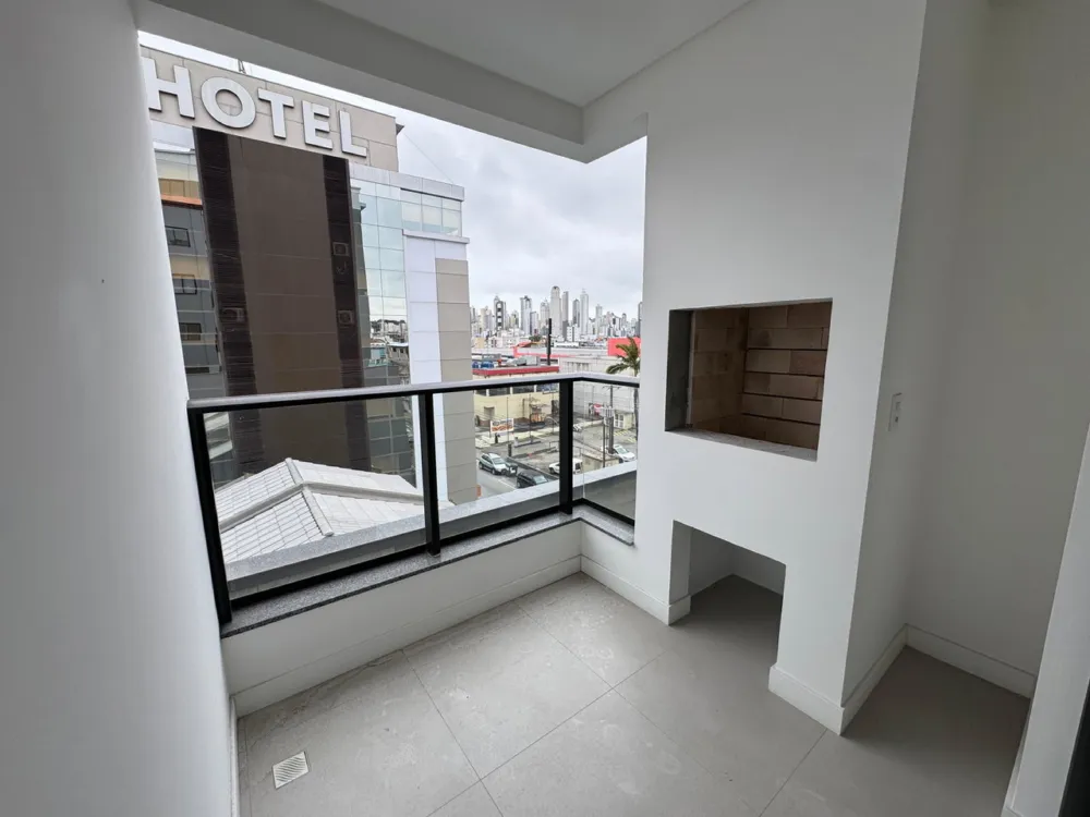Apartamento 2 quartos para venda no bairro Estados em Balneário Camboriú