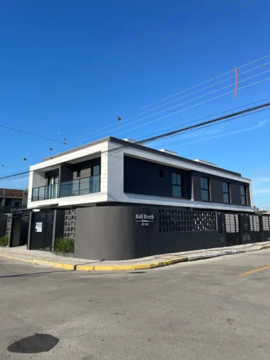 Casa 2 quartos para venda no bairro Morretes em Itapema