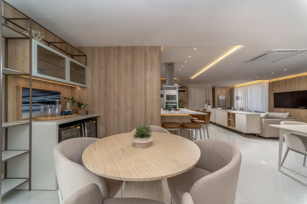 Apartamento 4 quartos para venda no bairro Centro em Balneário Camboriú