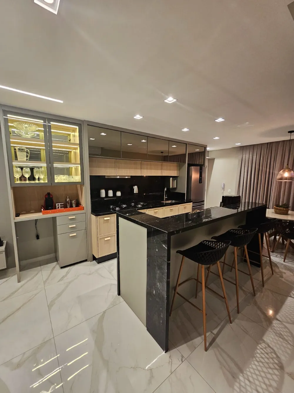 Apartamento 2 quartos para venda no bairro Centro em Camboriú