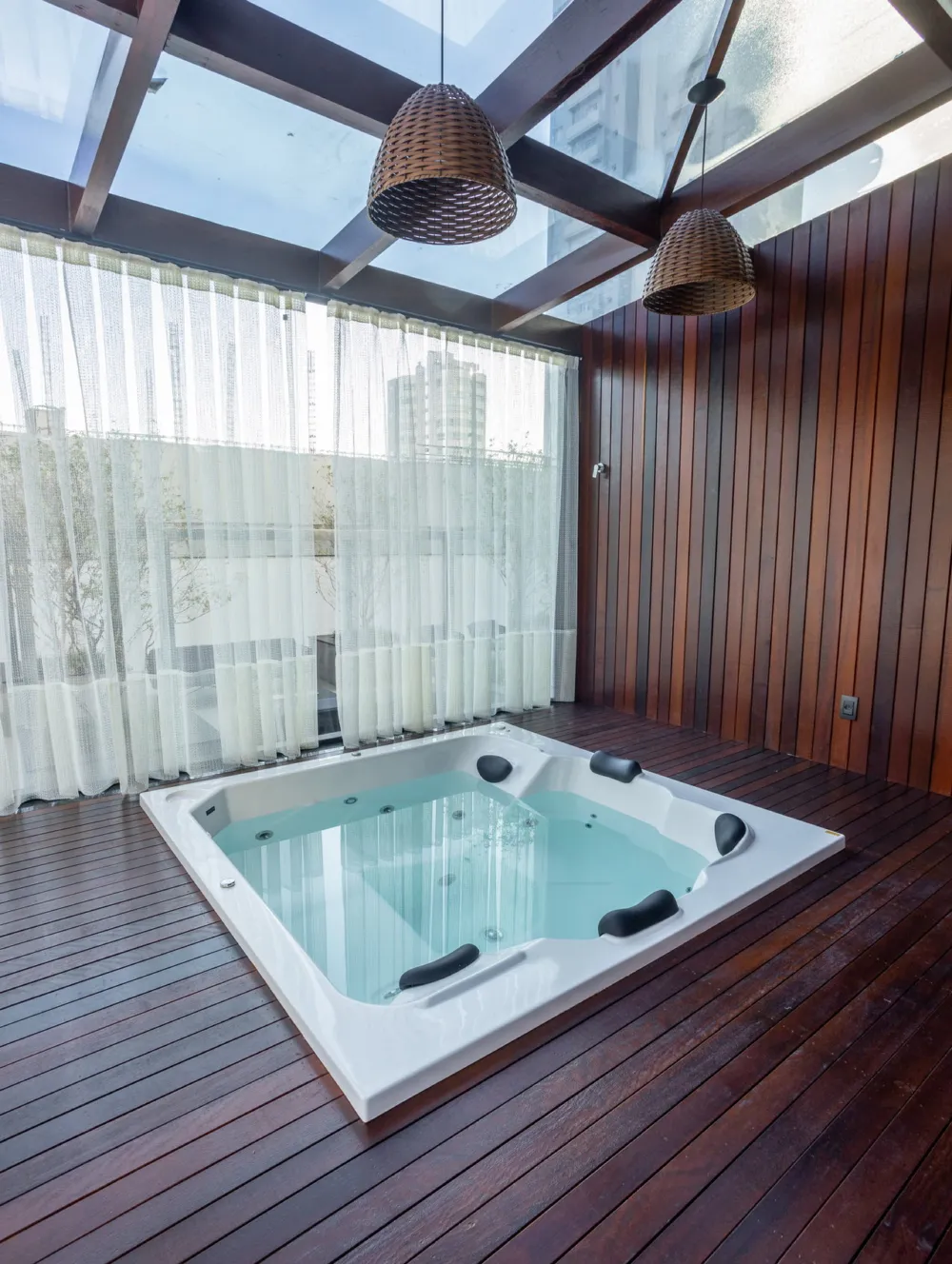 Sala comercial para venda no bairro Centro em Balneário Camboriú