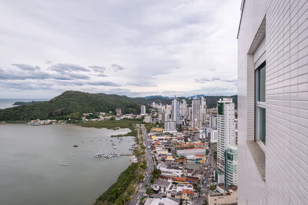 Apartamento 3 quartos para venda no bairro Fazenda em Itajaí