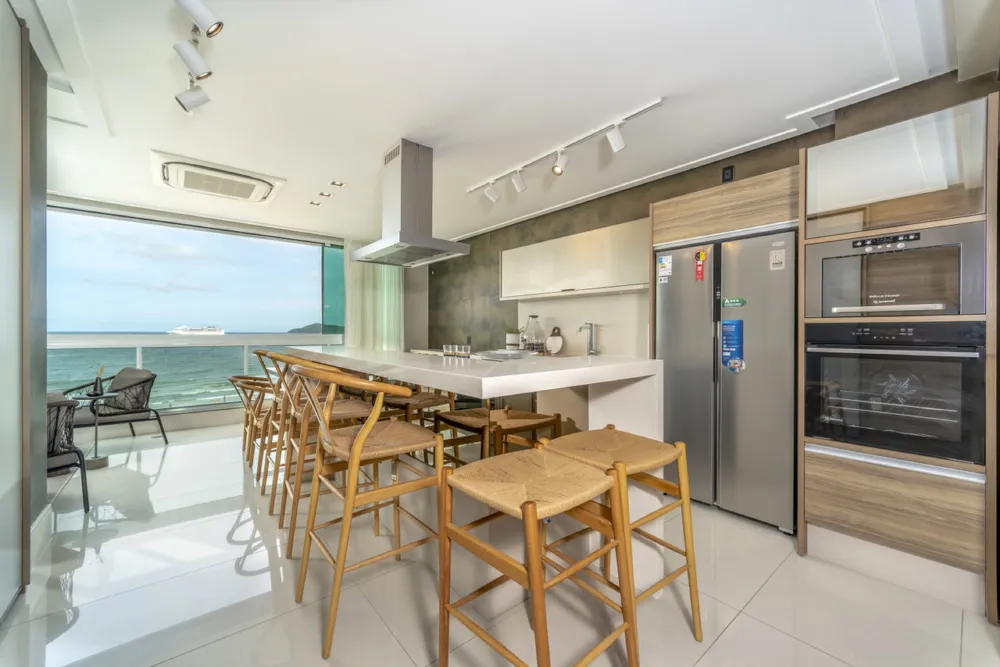 Apartamento 4 quartos para venda no bairro Centro em Balneário Camboriú
