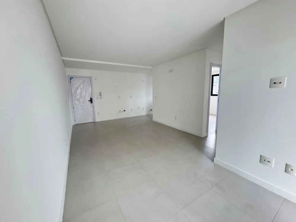 Apartamento 2 quartos para venda no bairro Estados em Balneário Camboriú