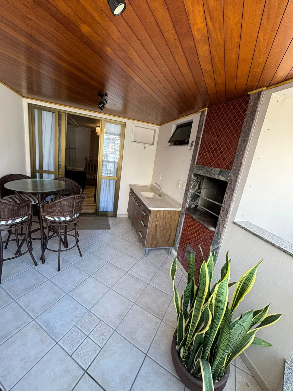 Apartamento 3 quartos para venda no bairro Centro em Balneário Camboriú