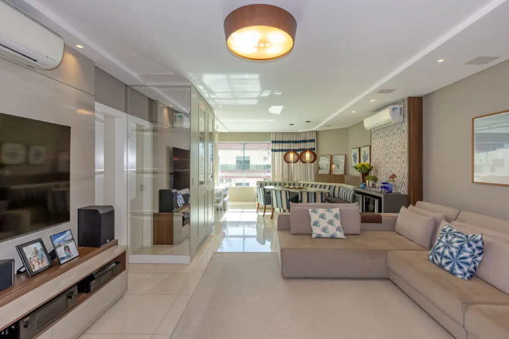 Apartamento 3 quartos para venda no bairro Centro em Balneário Camboriú