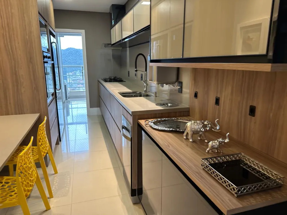 Apartamento 3 quartos para venda no bairro Pioneiros em Balneário Camboriú