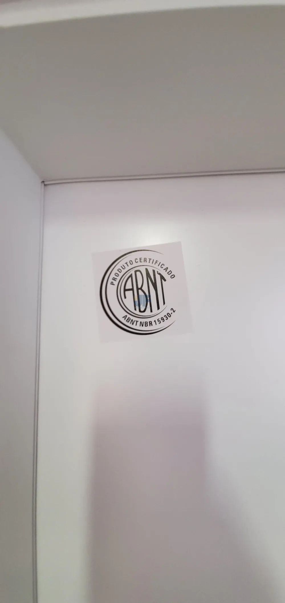 Venha morar no centro de Balneário Piçarras em um incrível apartamento.