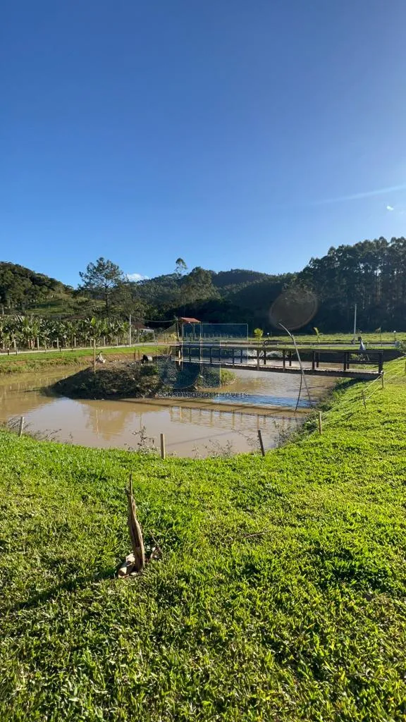 SÍTIO COM ESTRUTURA COMPLETA A VENDA EM TIJUCAS