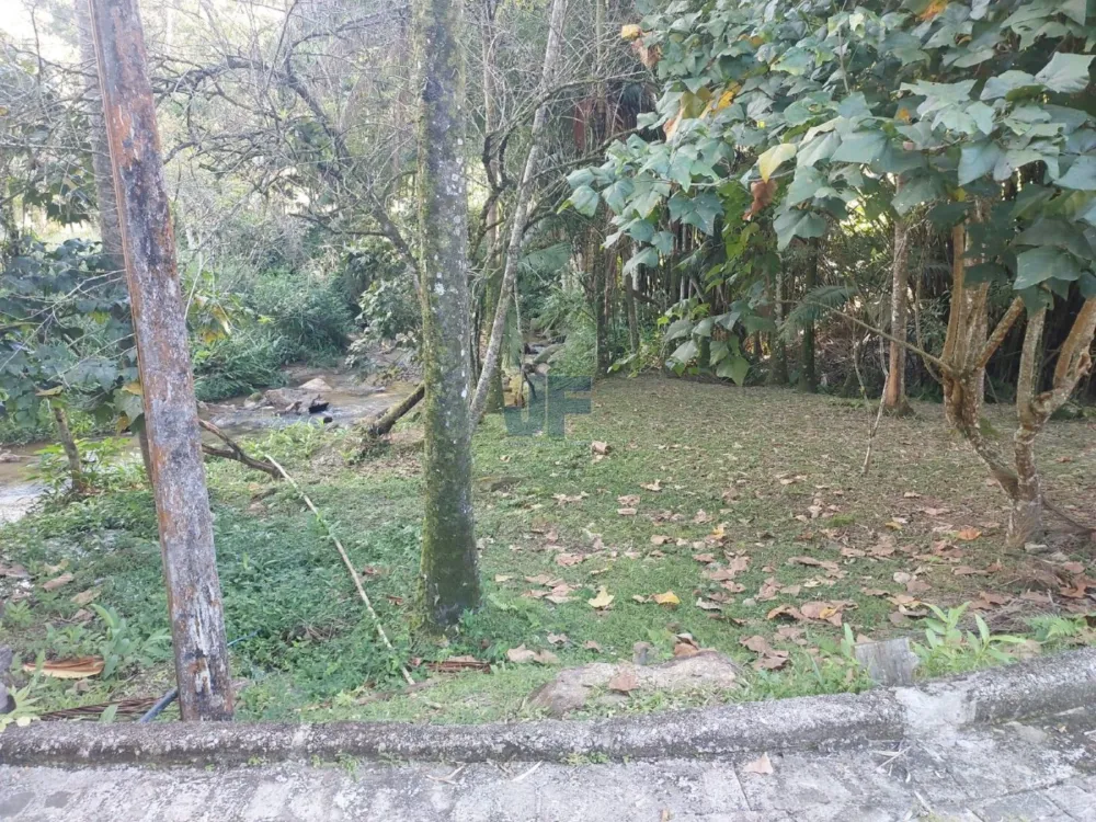 Esse sítio no bairro Limeira, em Brusque/SC, é uma excelente opção.