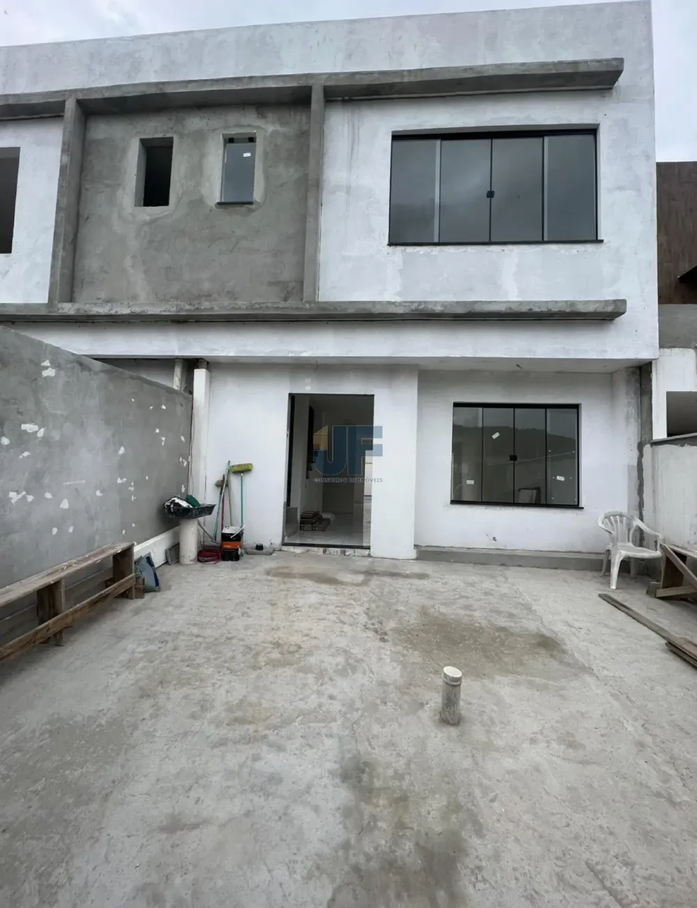 Sobrado 3 quartos para Venda no bairro Rio Pequeno em Camboriú