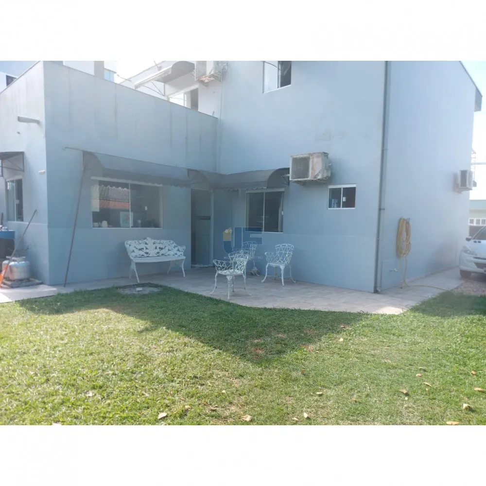 Casa 4 suítes para Venda no bairro Cedro em Camboriú