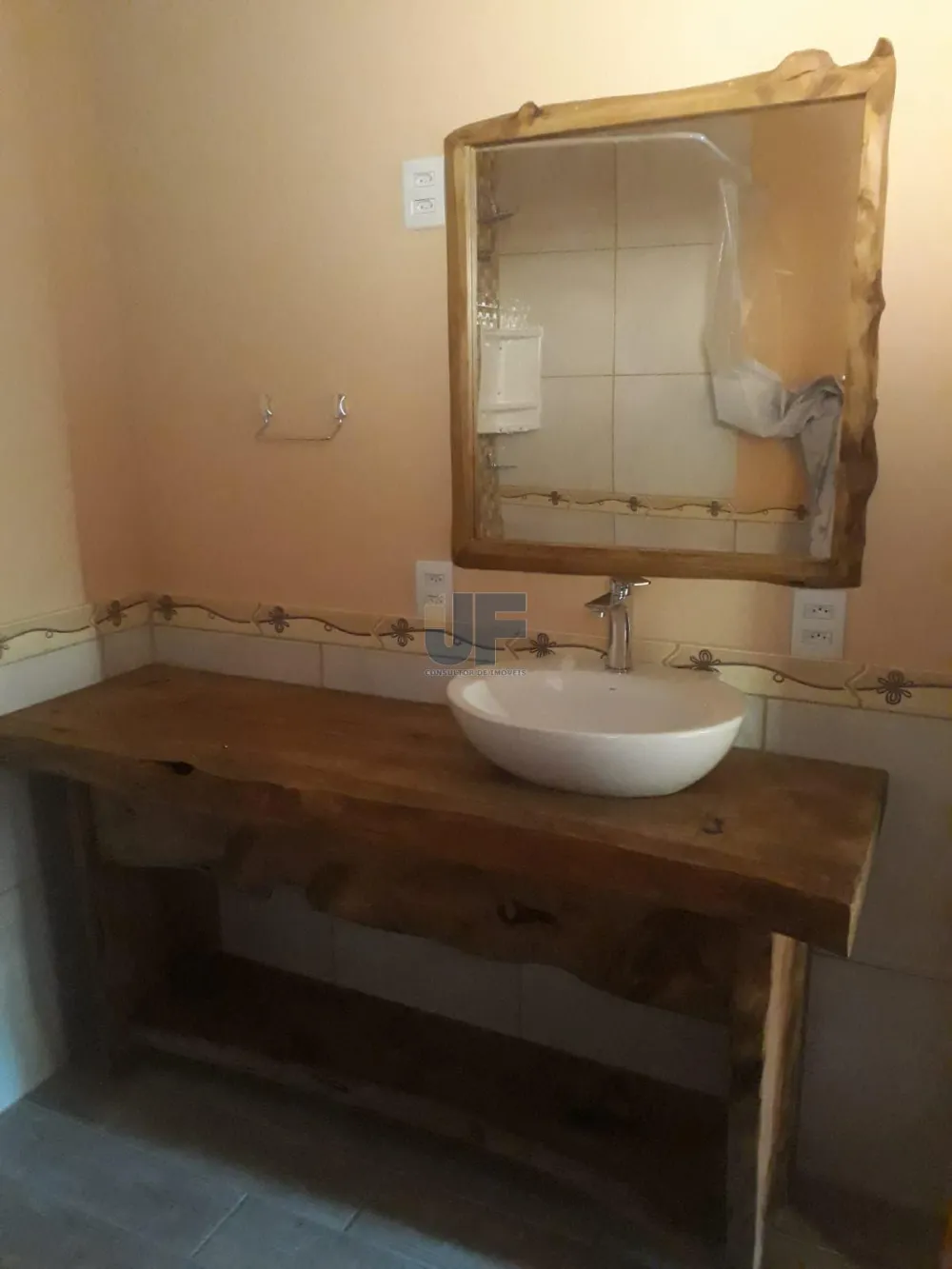 Oportunidade de investimento! Imóvel comercial localizado no Centro de São Francisco de Paula
