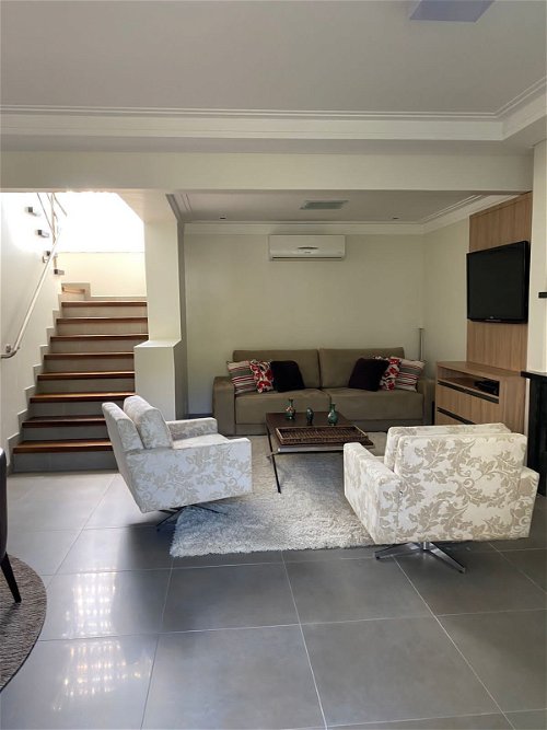 Casa, 2 quartos, 198 m² - Foto 1